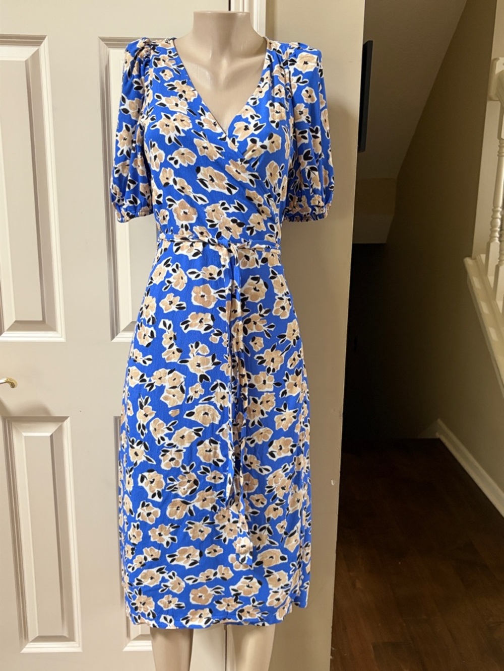 NWT Ann Taylor Petites Blue Floral Wrap-Style Midi Dress, p8